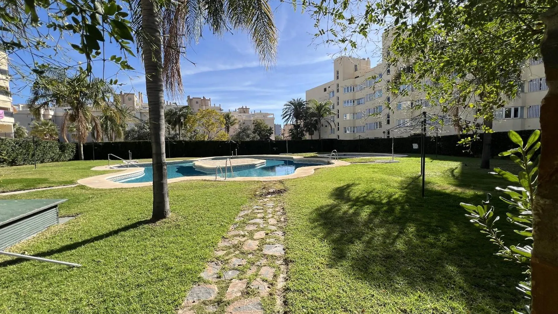 Torremolinos With Pool, Tennis & Gym By Homing Apartment